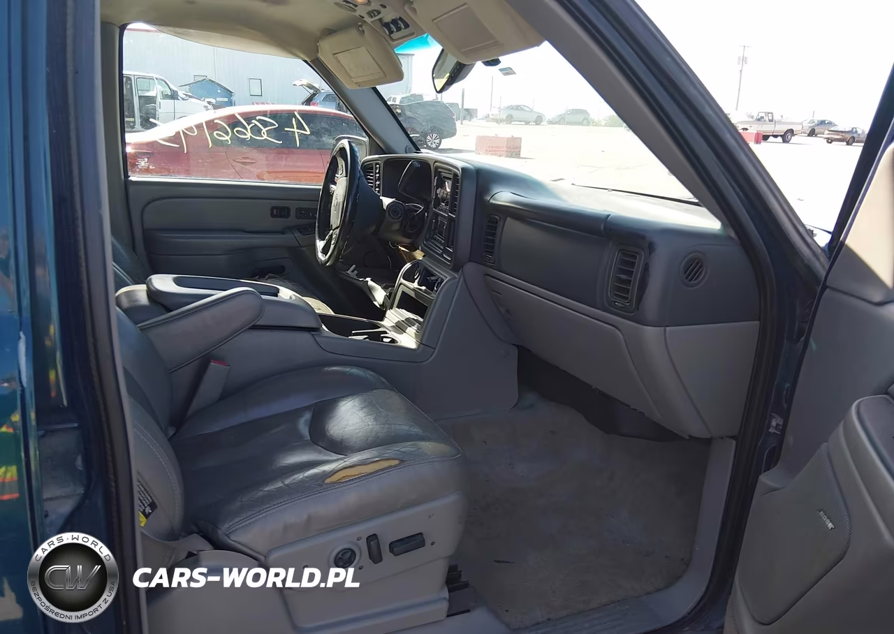 2005 Chevrolet Tahoe Z71 VIN:1GNEK13T95R160710 - 5
