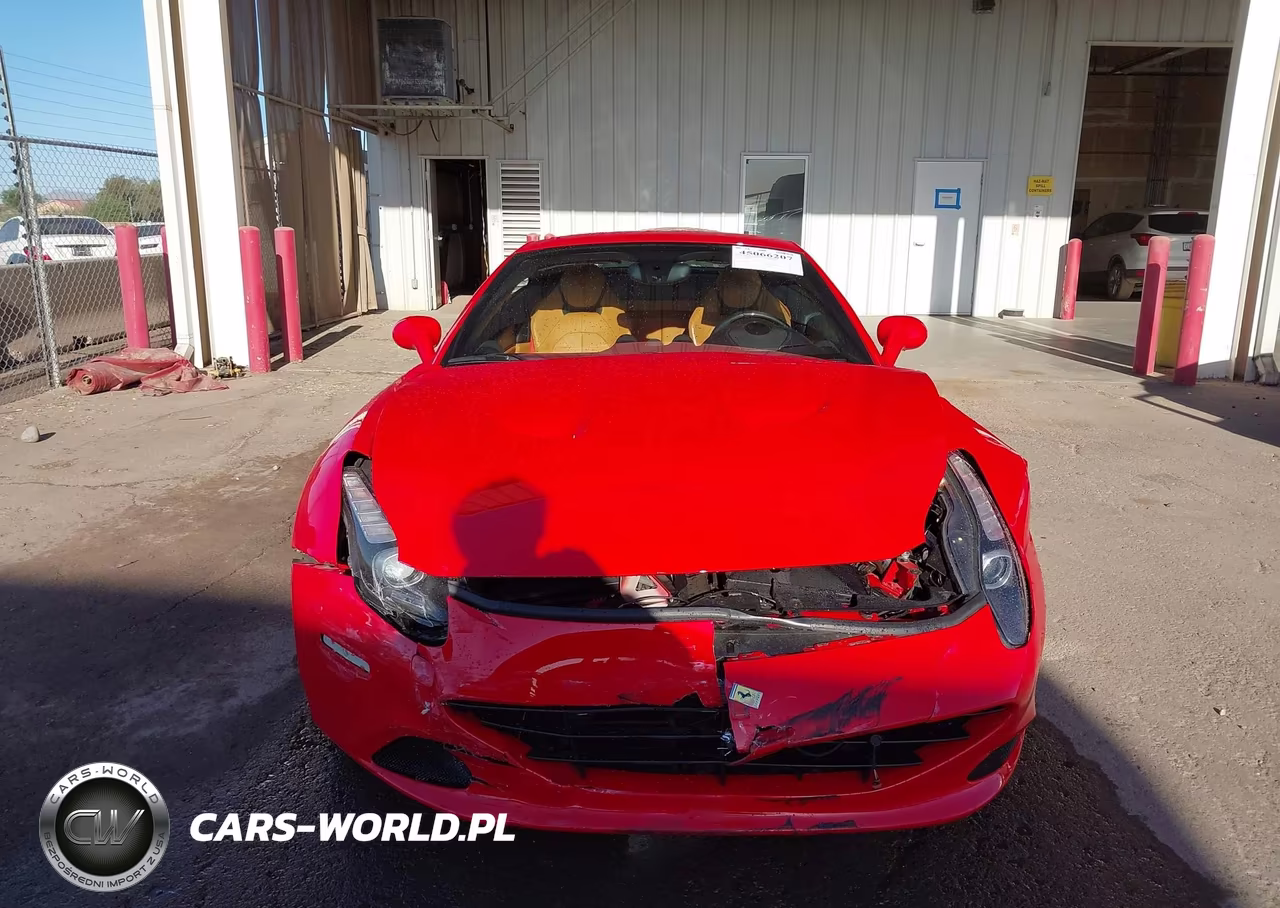 2017 Ferrari California T VIN:ZFF77XJAXH0226117 - 12