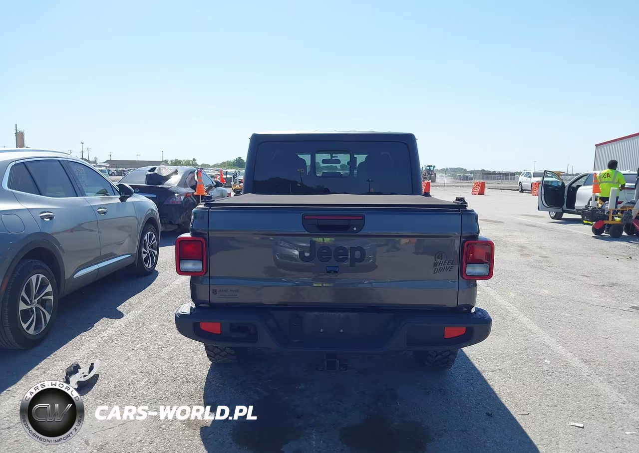2021 Jeep Gladiator Willys 4X4 VIN:1C6HJTAG6ML592304 - 17
