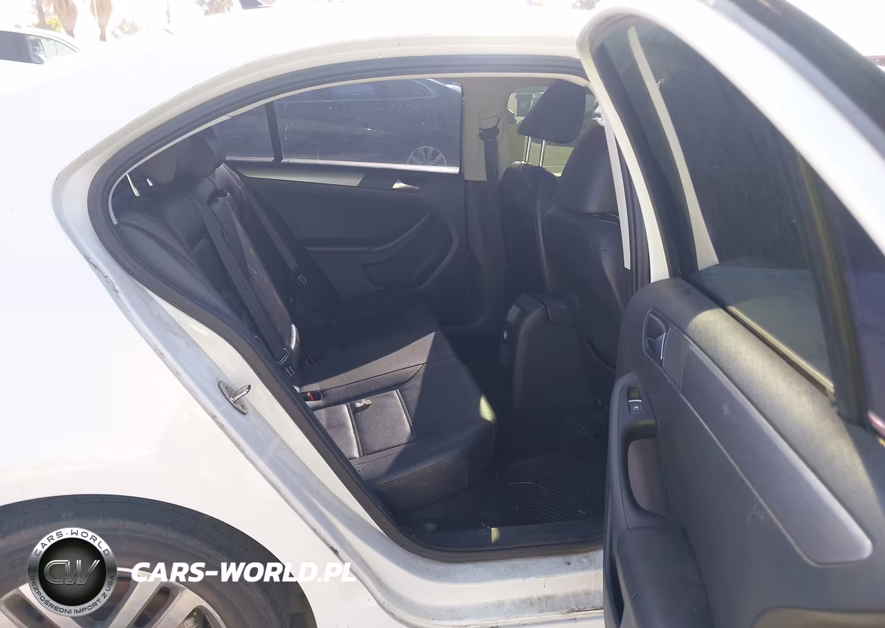 2015 Volkswagen Jetta 2.0L Tdi Se VIN:3VWLA7AJ0FM402792 - 8