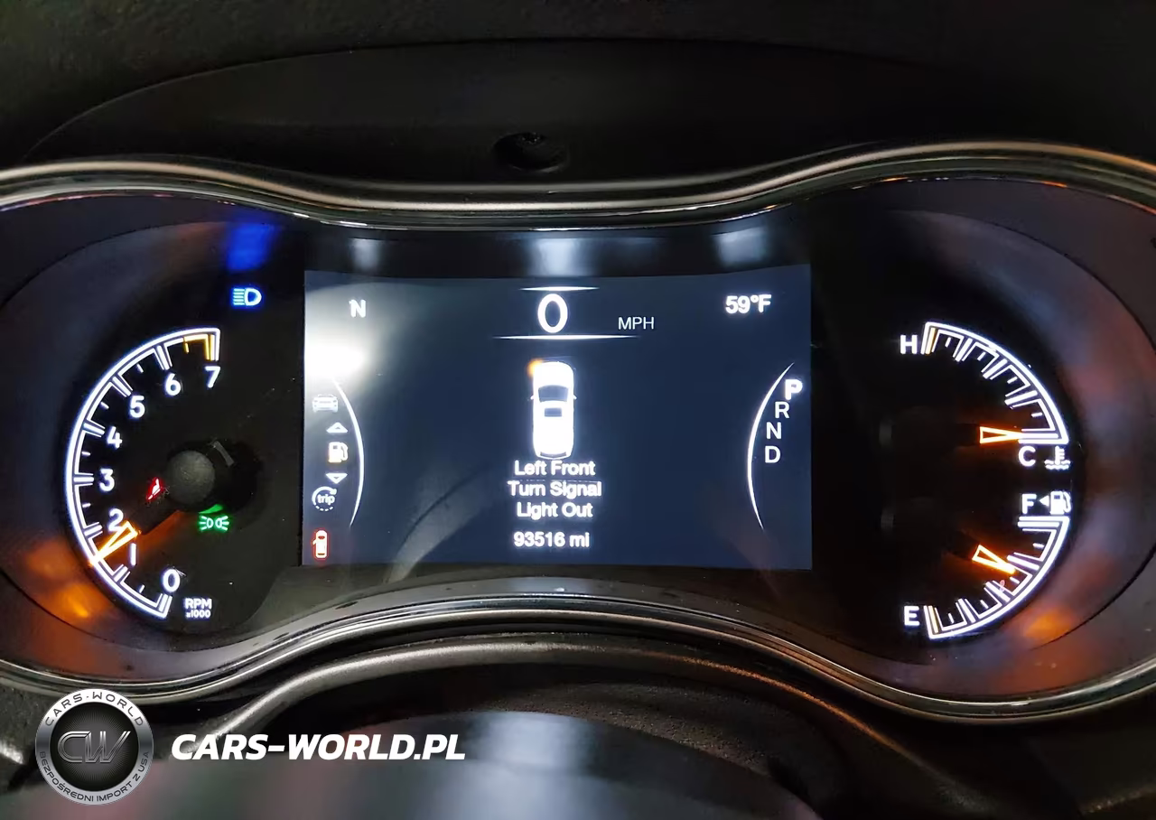 2018 Jeep Grand Cherokee Altitude 4X4 VIN:1C4RJFAG7JC475261 - 7
