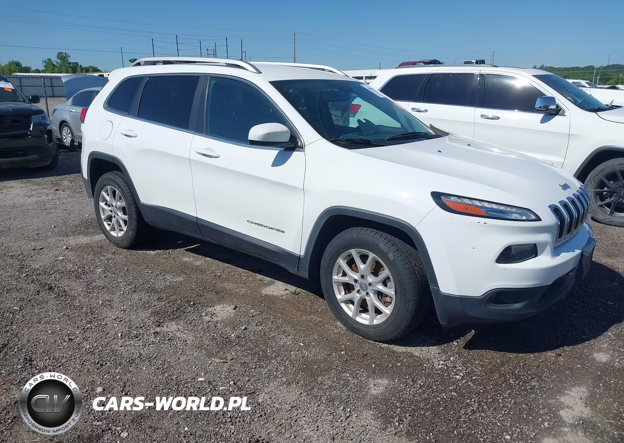 2016 Jeep Cherokee Latitude – zdjęcie 1 z 16