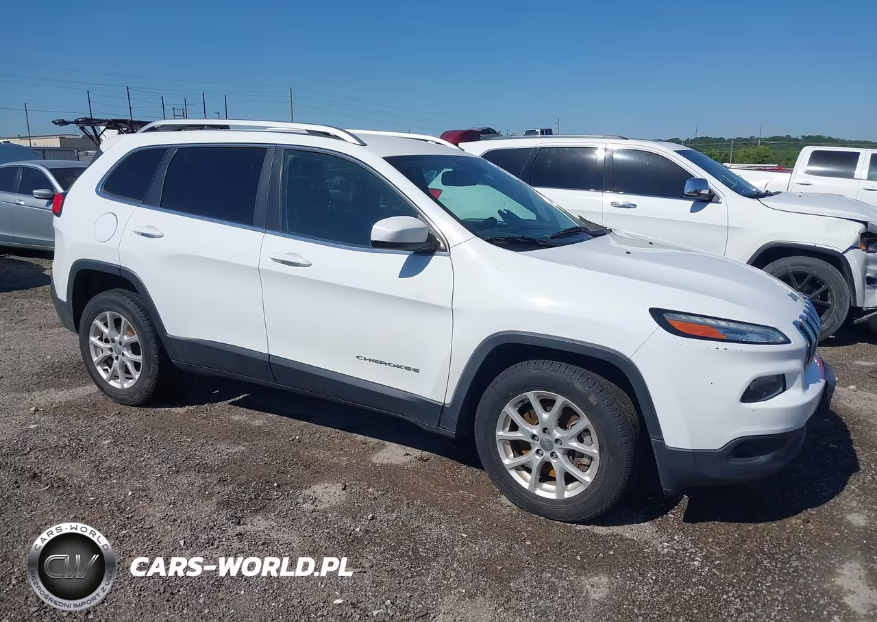 2016 Jeep Cherokee Latitude VIN:1C4PJMCS4GW270873 - 13