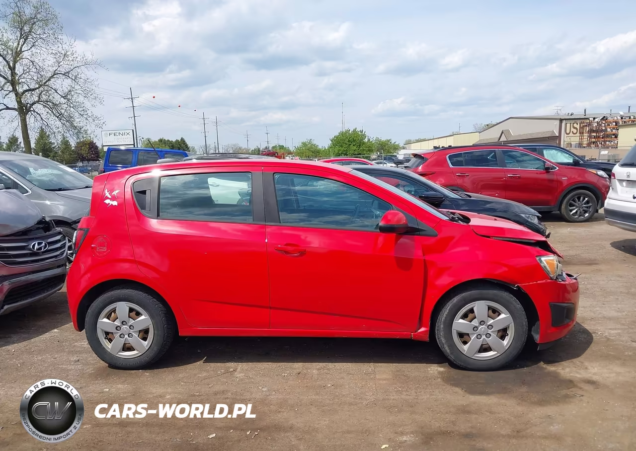 2015 Chevrolet Sonic Ls Auto VIN:1G1JA6SH1F4101811 - 13