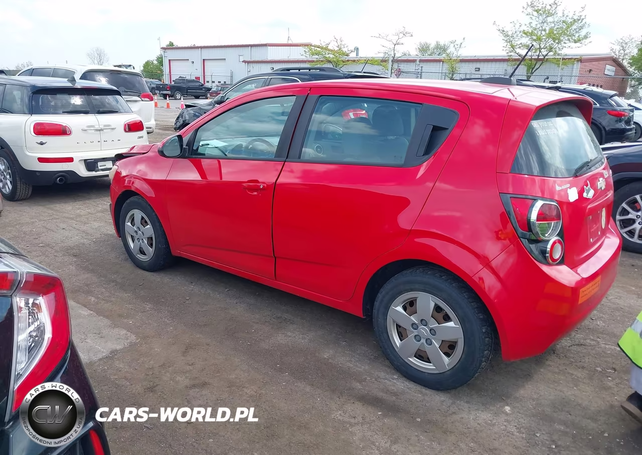 2015 Chevrolet Sonic Ls Auto VIN:1G1JA6SH1F4101811 - 3