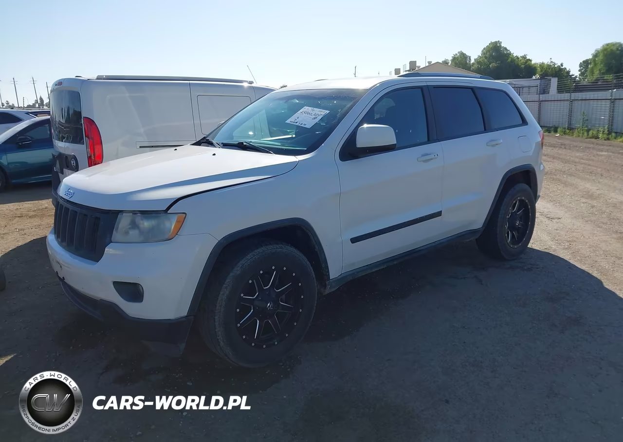 2011 Jeep Grand Cherokee Laredo VIN:1J4RS4GG1BC658806 - 2