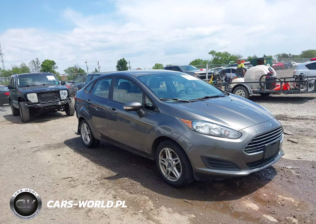 2018 Ford Fiesta Se – zdjęcie 1 z 17