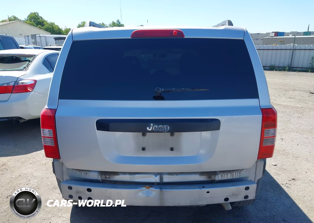 2009 Jeep Patriot Sport VIN:1J4FT28A89D124916 - 17