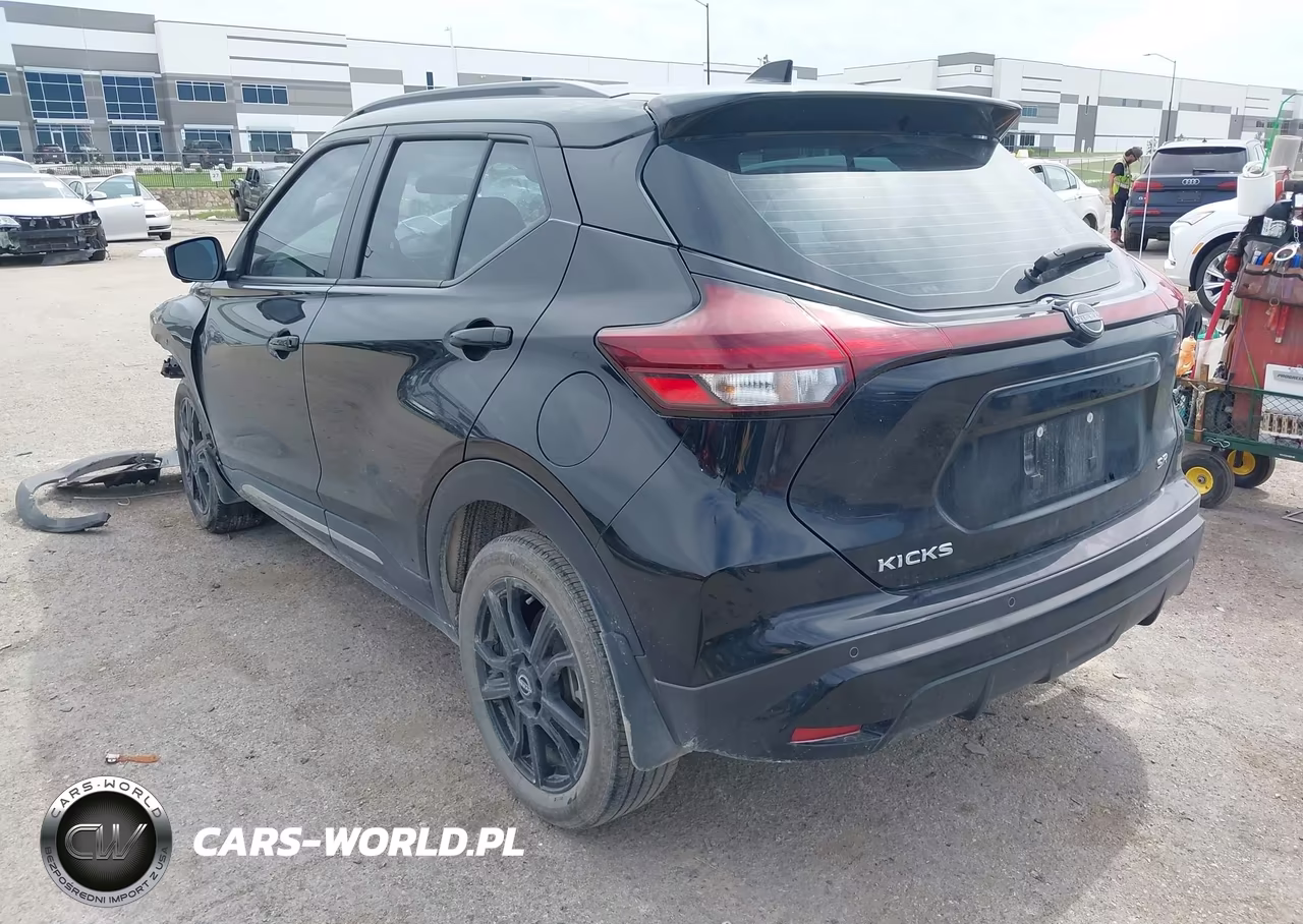 2024 Nissan Kicks Sr Xtronic Cvt VIN:3N1CP5DV3RL540120 - 3