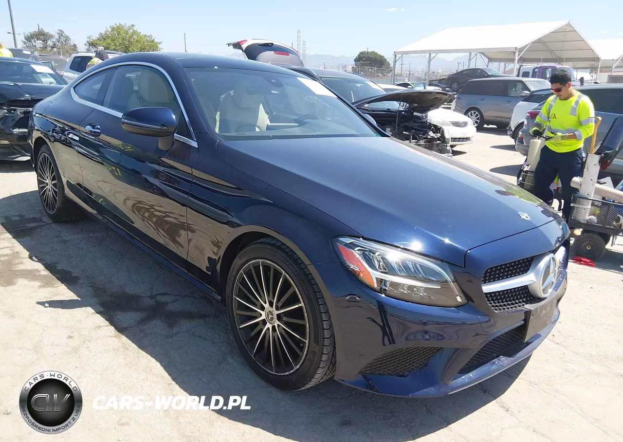 2021 Mercedes-Benz C 300 Coupe – zdjęcie 1 z 17
