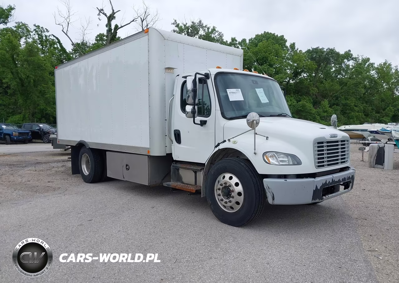 2019 Freightliner M2 106