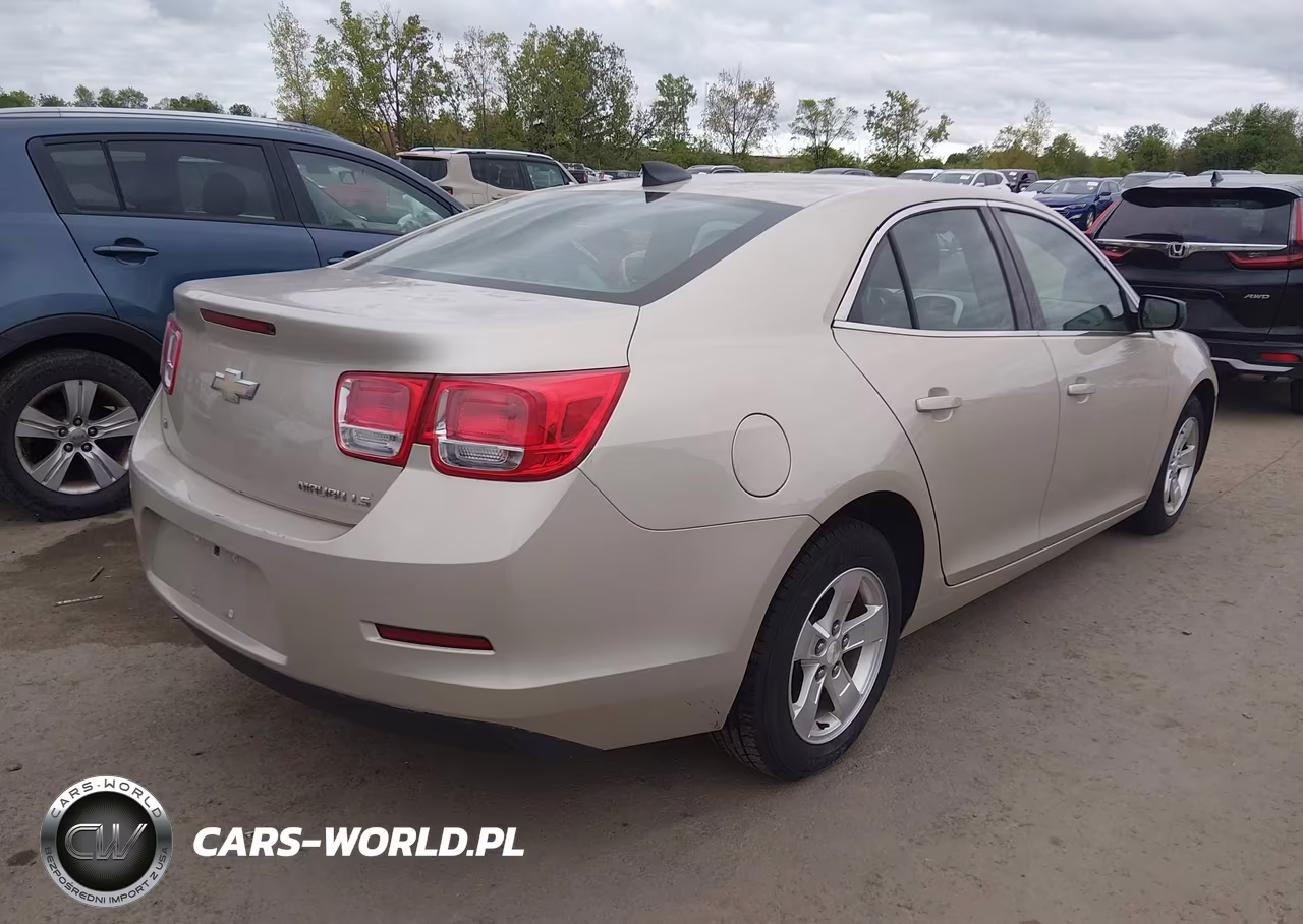2015 Chevrolet Malibu Ls VIN:1G11B5SL1FF308196 - 4