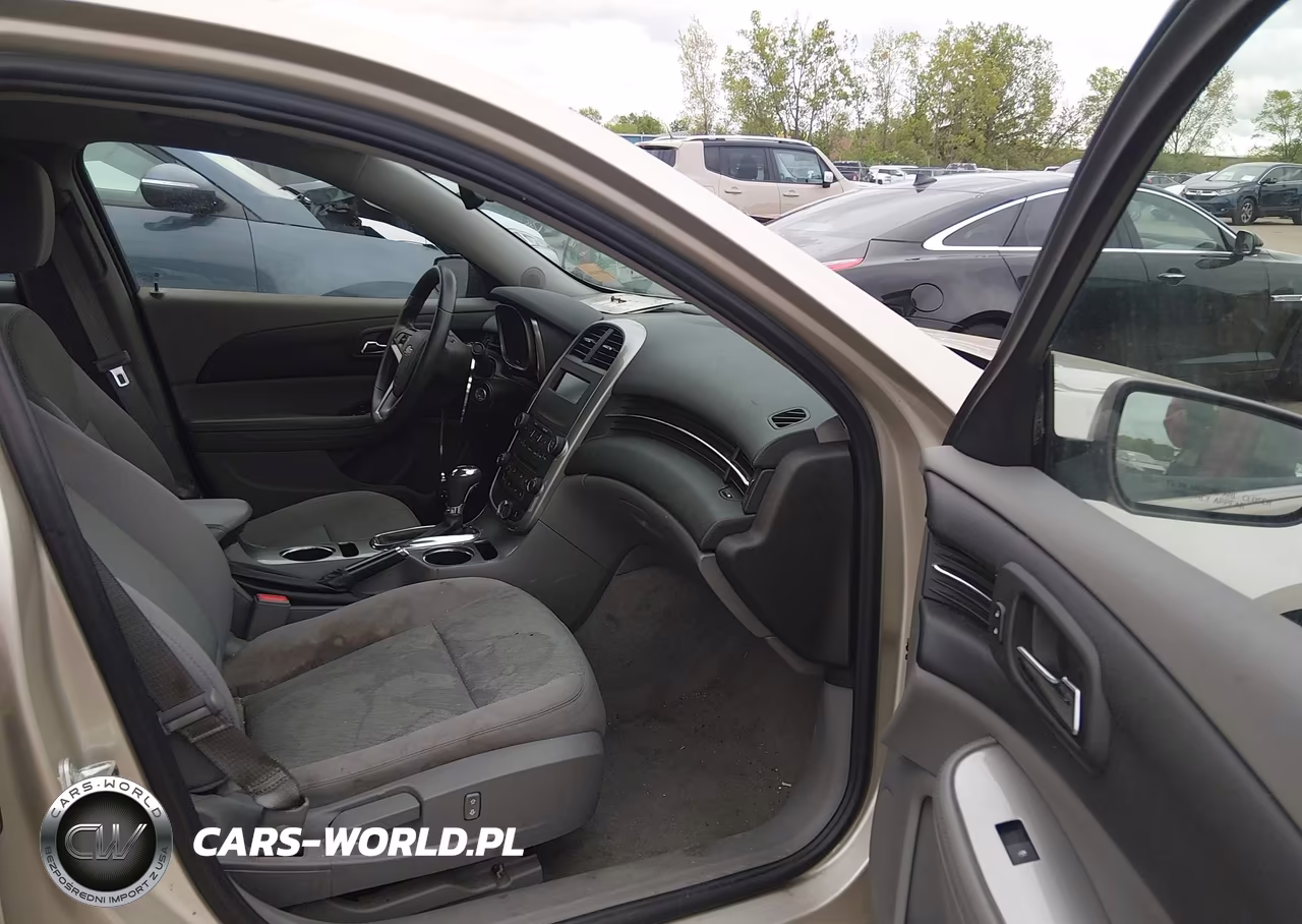 2015 Chevrolet Malibu Ls VIN:1G11B5SL1FF308196 - 5