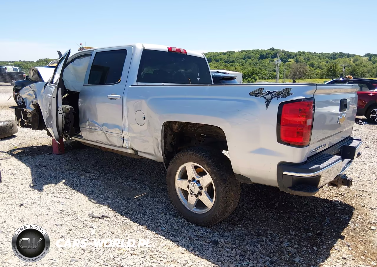 2017 Chevrolet Silverado 2500Hd Lt VIN:1GC1KVEG0HF111576 - 3
