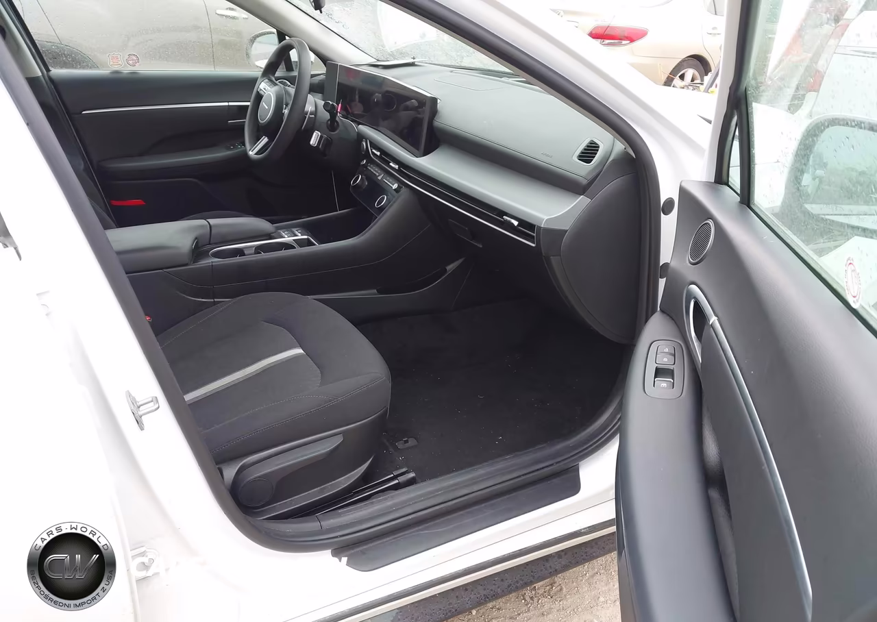 2025 Hyundai Sonata Sel VIN:KMHL64JA3SA493174 - 5
