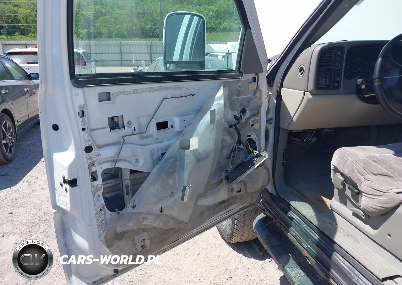 2002 Chevrolet Suburban 1500 Ls VIN:3GNFK16Z72G258831 - 15
