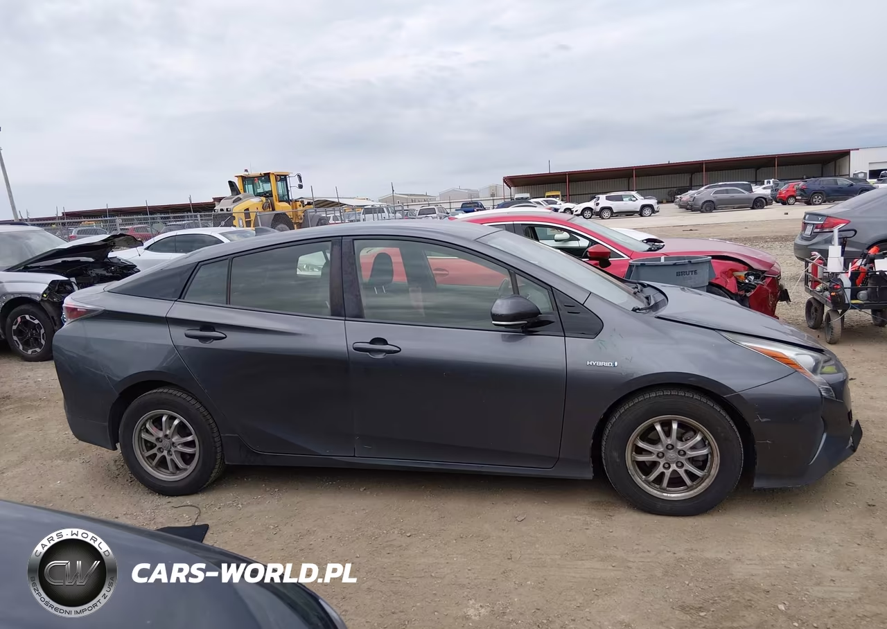 2017 Toyota Prius Three VIN:JTDKARFU3H3037879 - 14