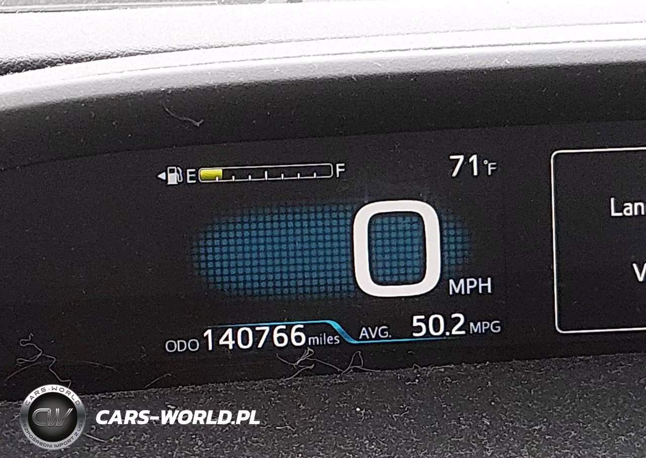 2017 Toyota Prius Three VIN:JTDKARFU3H3037879 - 16