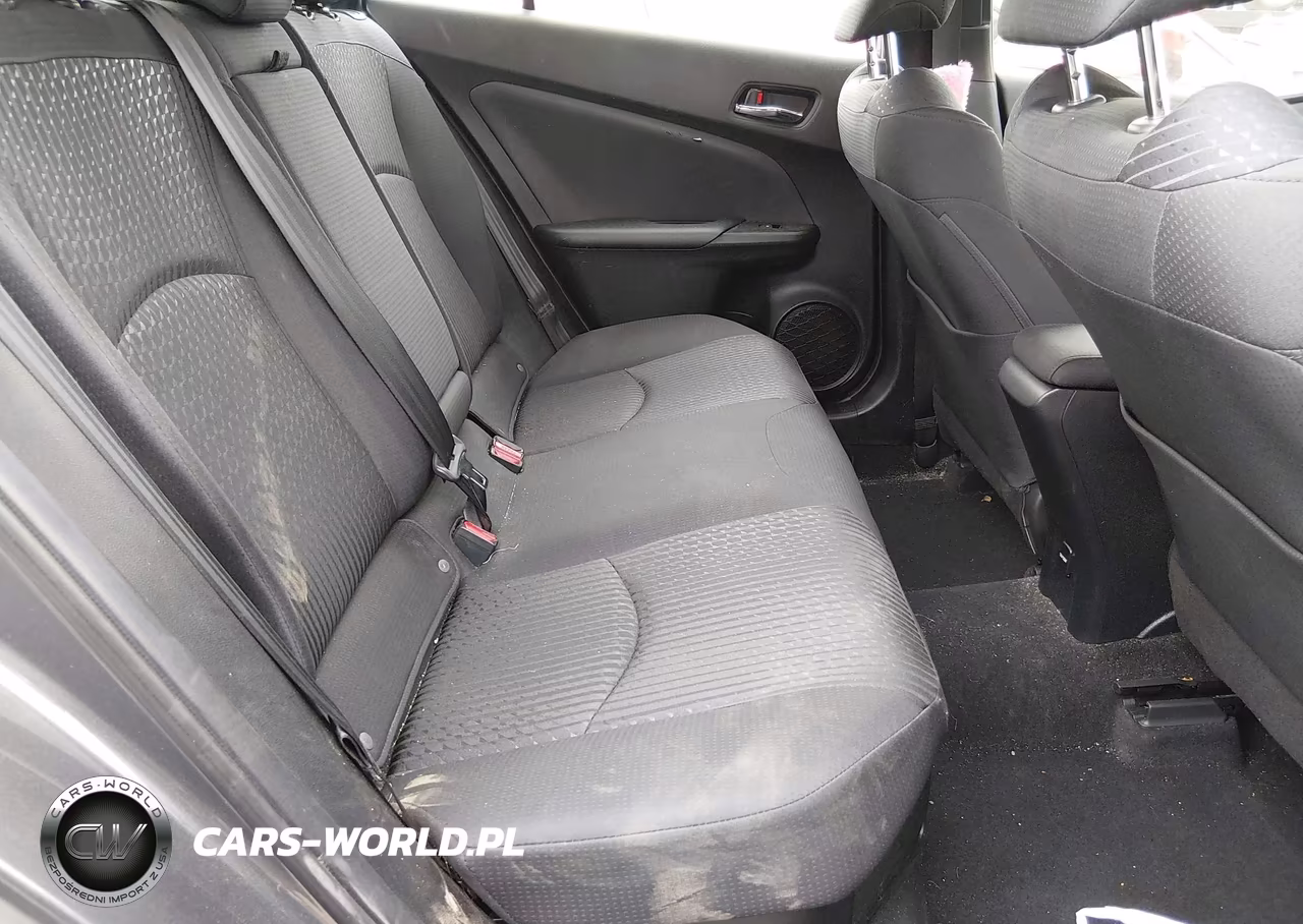 2017 Toyota Prius Three VIN:JTDKARFU3H3037879 - 8