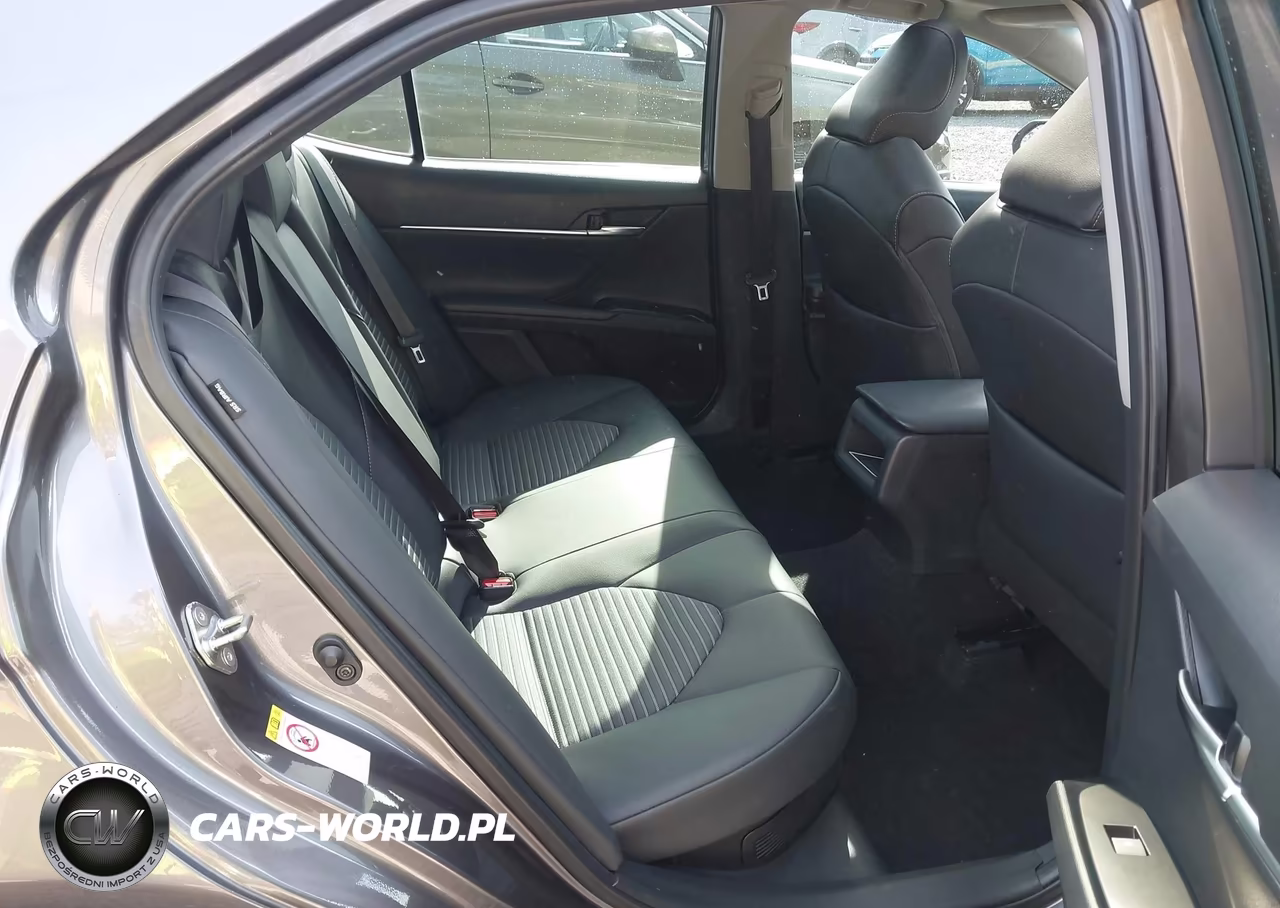 2019 Toyota Camry Hybrid Se VIN:4T1B21HK2KU516737 - 19