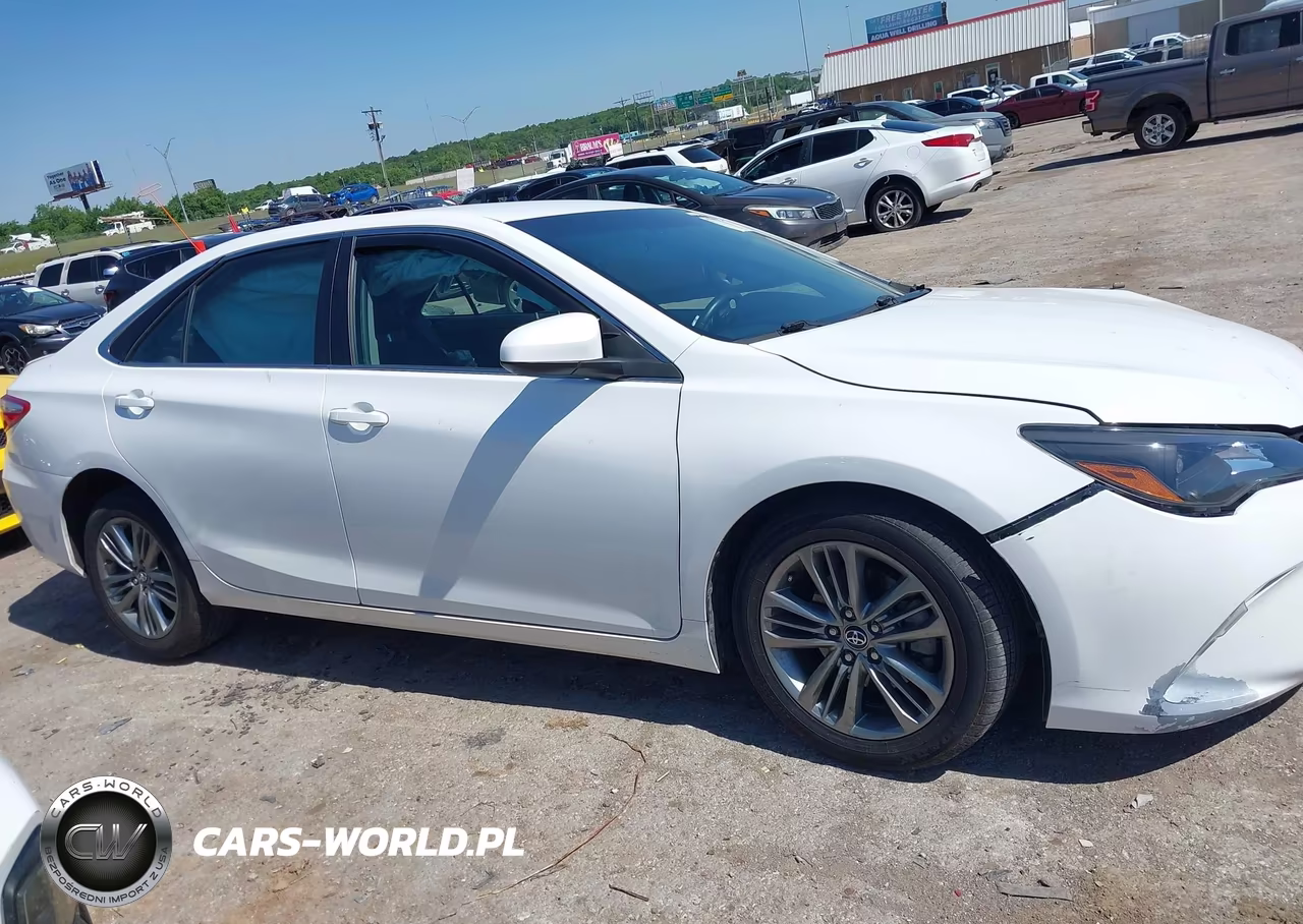 2017 Toyota Camry Se VIN:4T1BF1FK3HU683172 - 14