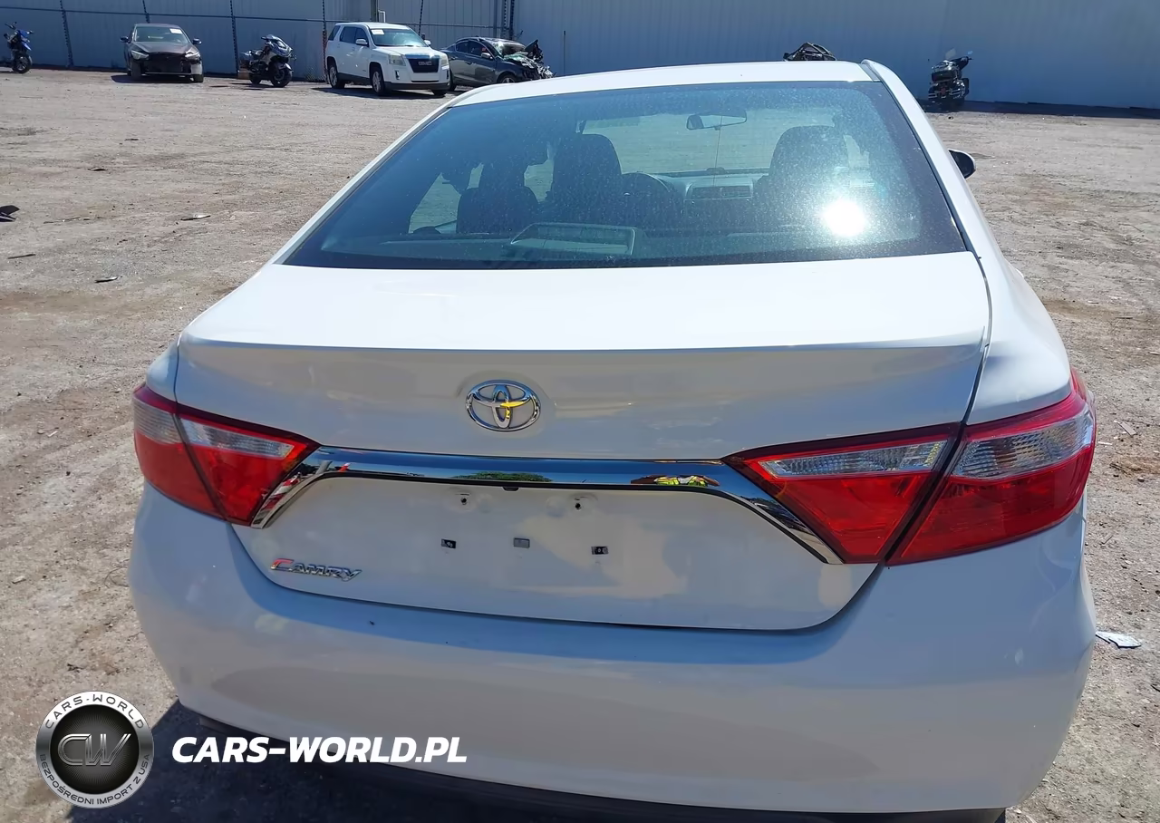 2017 Toyota Camry Se VIN:4T1BF1FK3HU683172 - 17