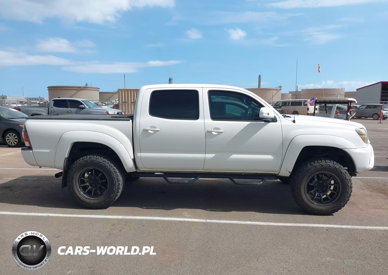 2012 Toyota Tacoma Prerunner V6 VIN:3TMJU4GN1CM129612 - 13