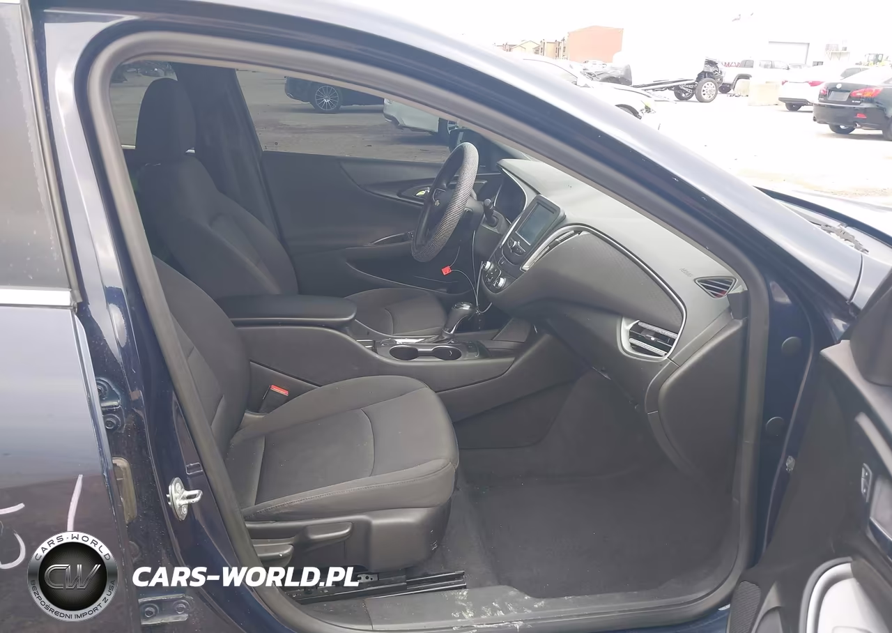 2016 Chevrolet Malibu Ls VIN:1G1ZB5ST2GF186985 - 5