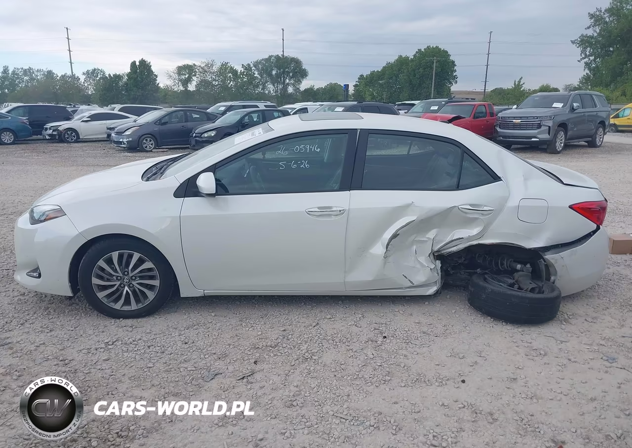 2017 Toyota Corolla Xle VIN:5YFBURHE6HP727310 - 15