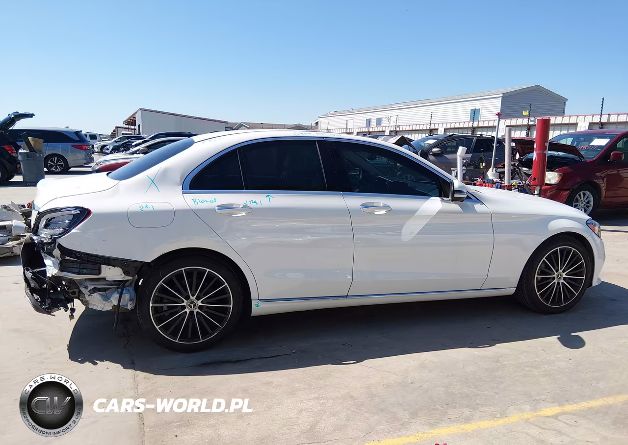 2021 Mercedes-Benz C 300 Sedan VIN:W1KWF8DB0MR648061 - 13