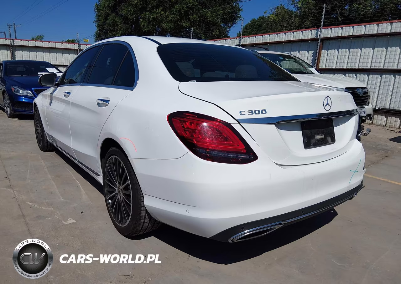 2021 Mercedes-Benz C 300 Sedan VIN:W1KWF8DB0MR648061 - 3