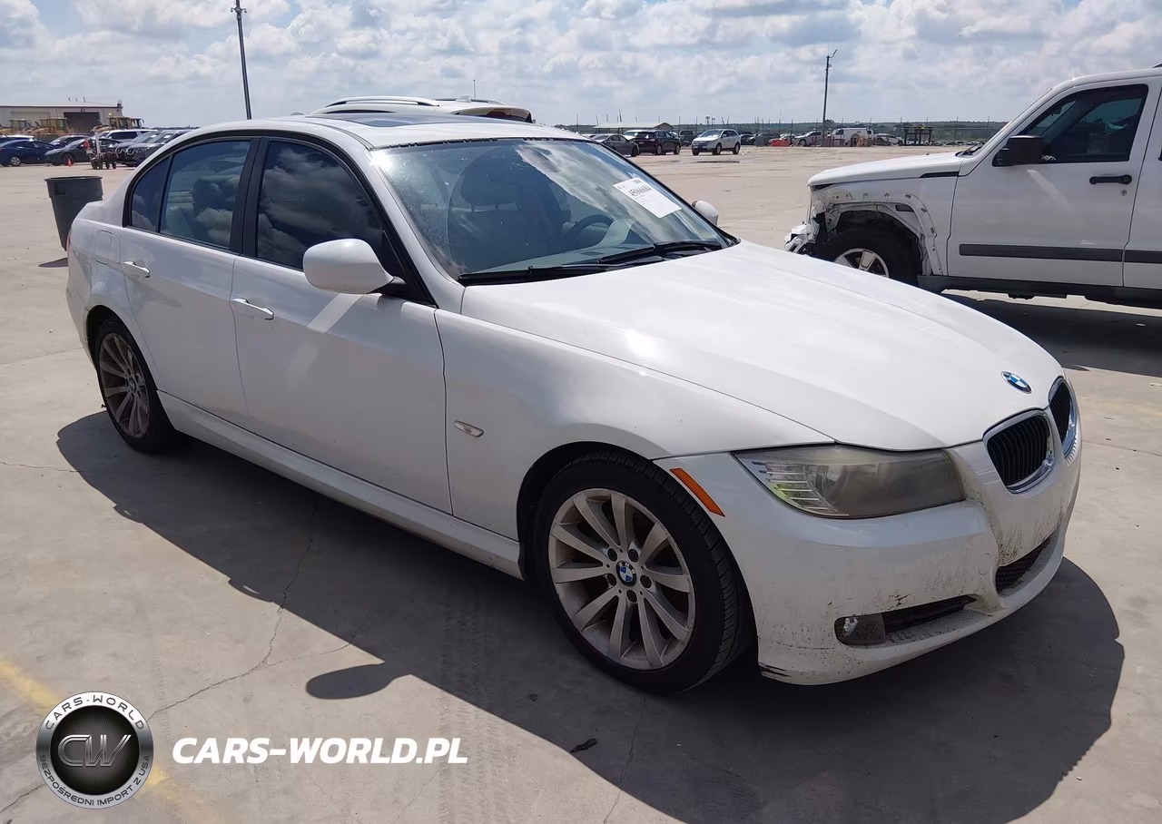 2011 BMW 328I – zdjęcie 1 z 19