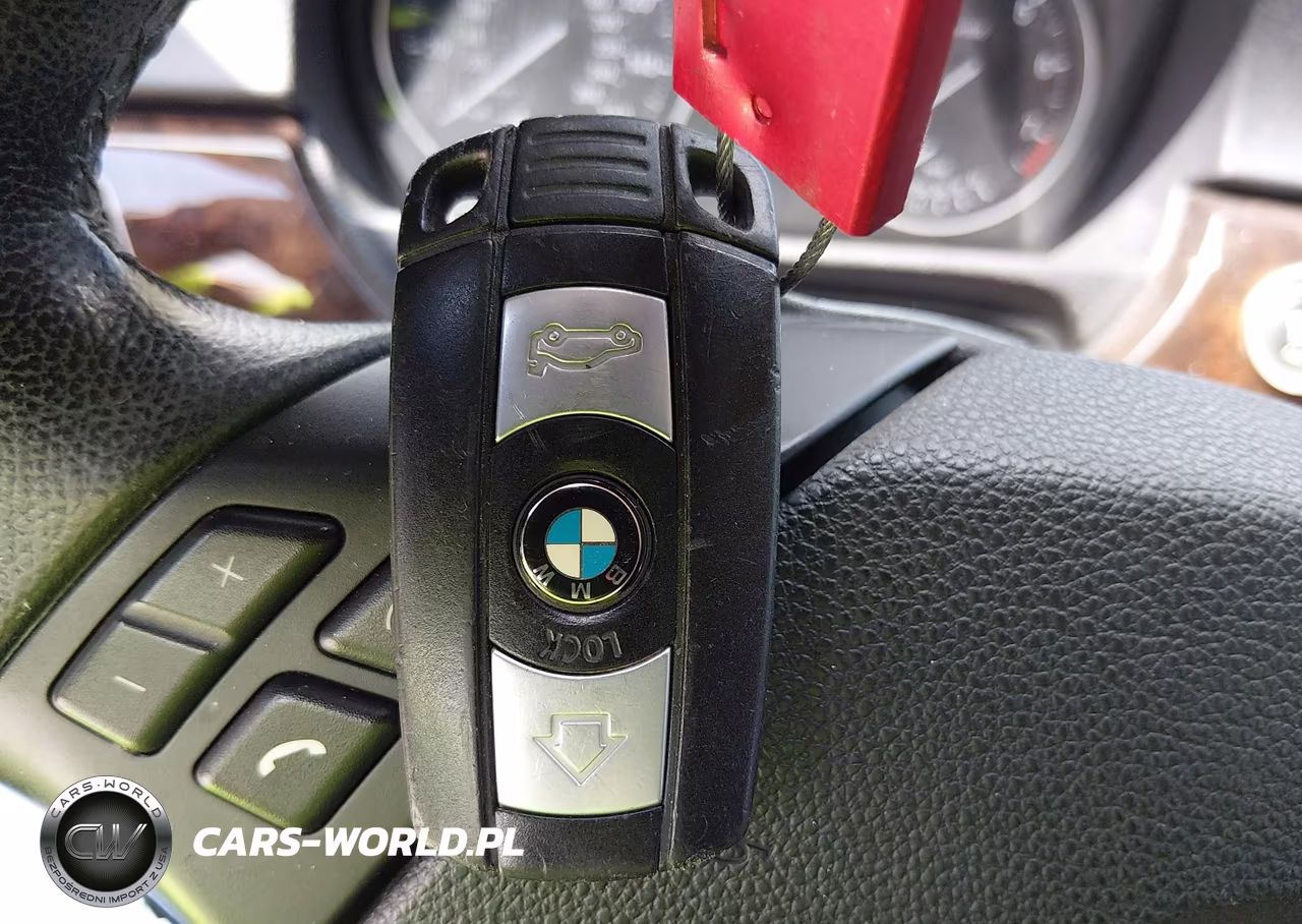 2011 BMW 328I VIN:WBAPH7G54BNN06242 - 11