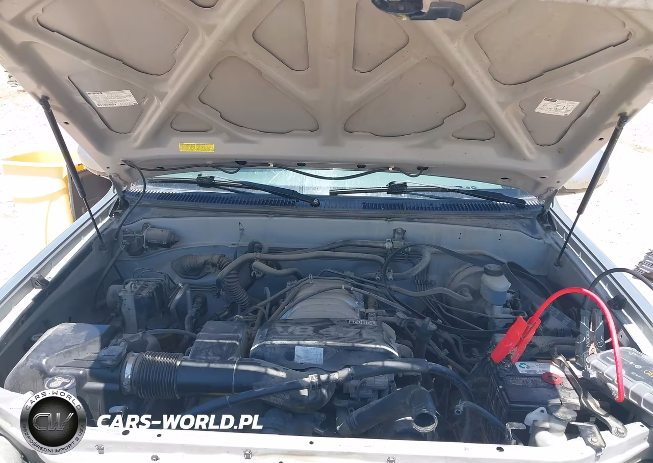 2002 Toyota Sequoia Limited V8 VIN:5TDZT38A02S114111 - 10