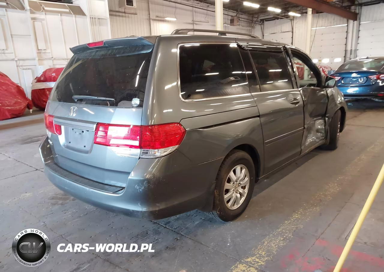 2010 Honda Odyssey Ex-L VIN:5FNRL3H73AB085162 - 4