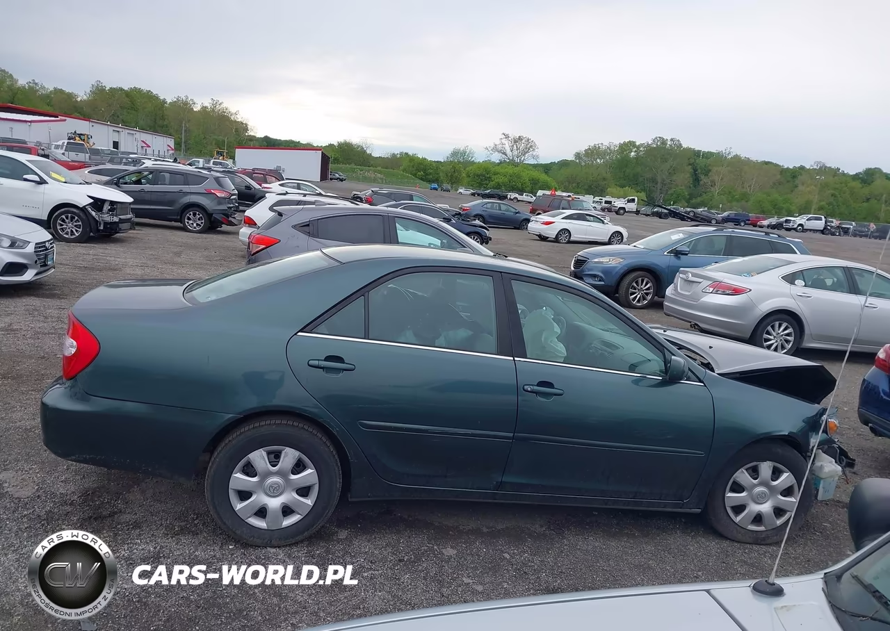 2004 Toyota Camry Le VIN:4T1BE32K94U376944 - 13