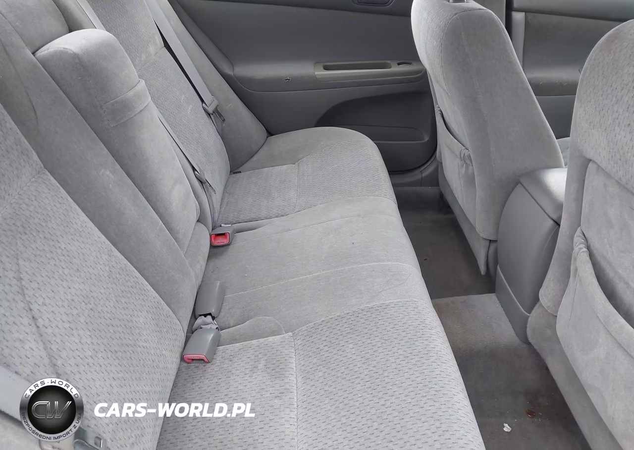 2004 Toyota Camry Le VIN:4T1BE32K94U376944 - 8
