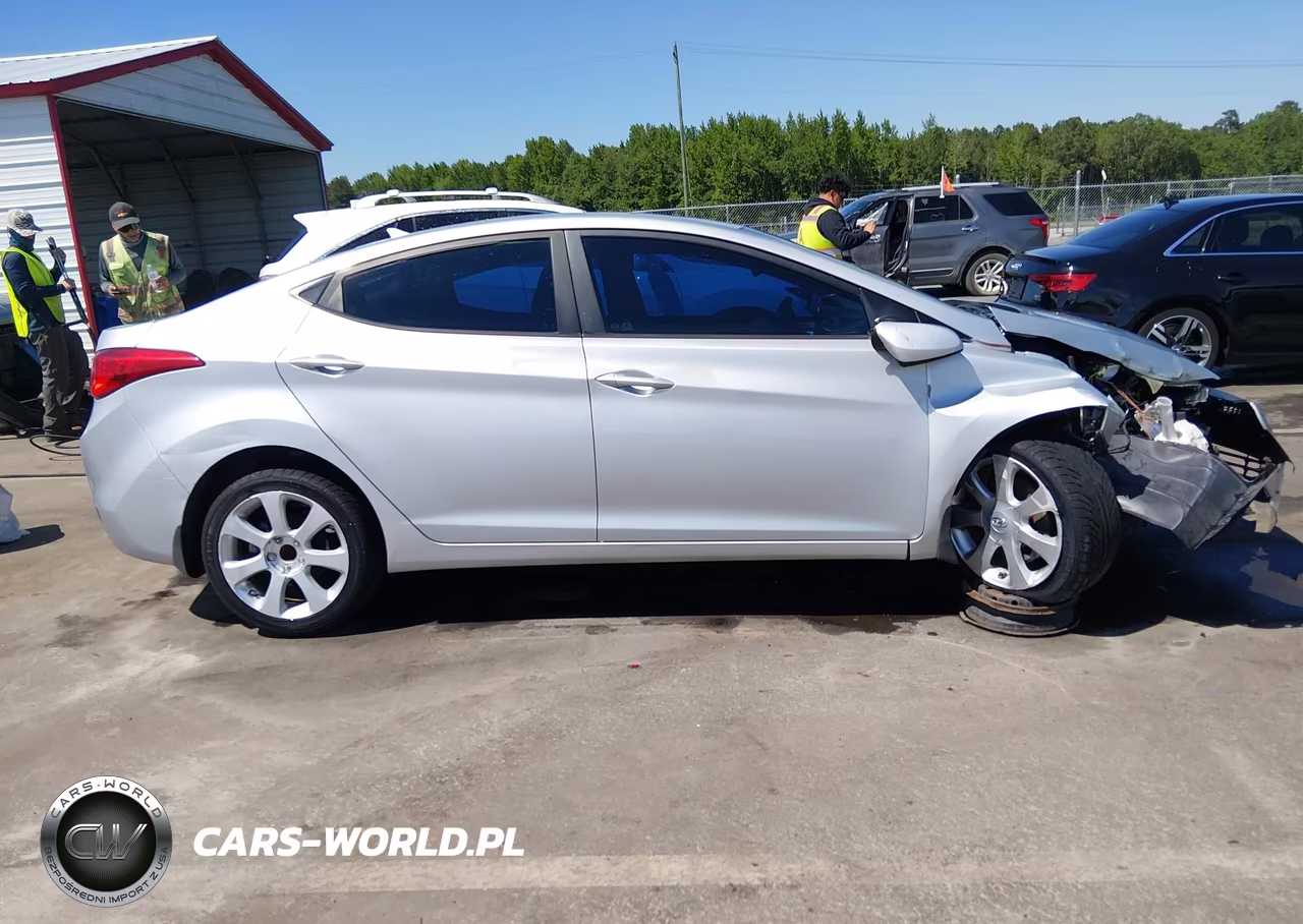 2013 Hyundai Elantra Limited VIN:5NPDH4AE3DH231950 - 12