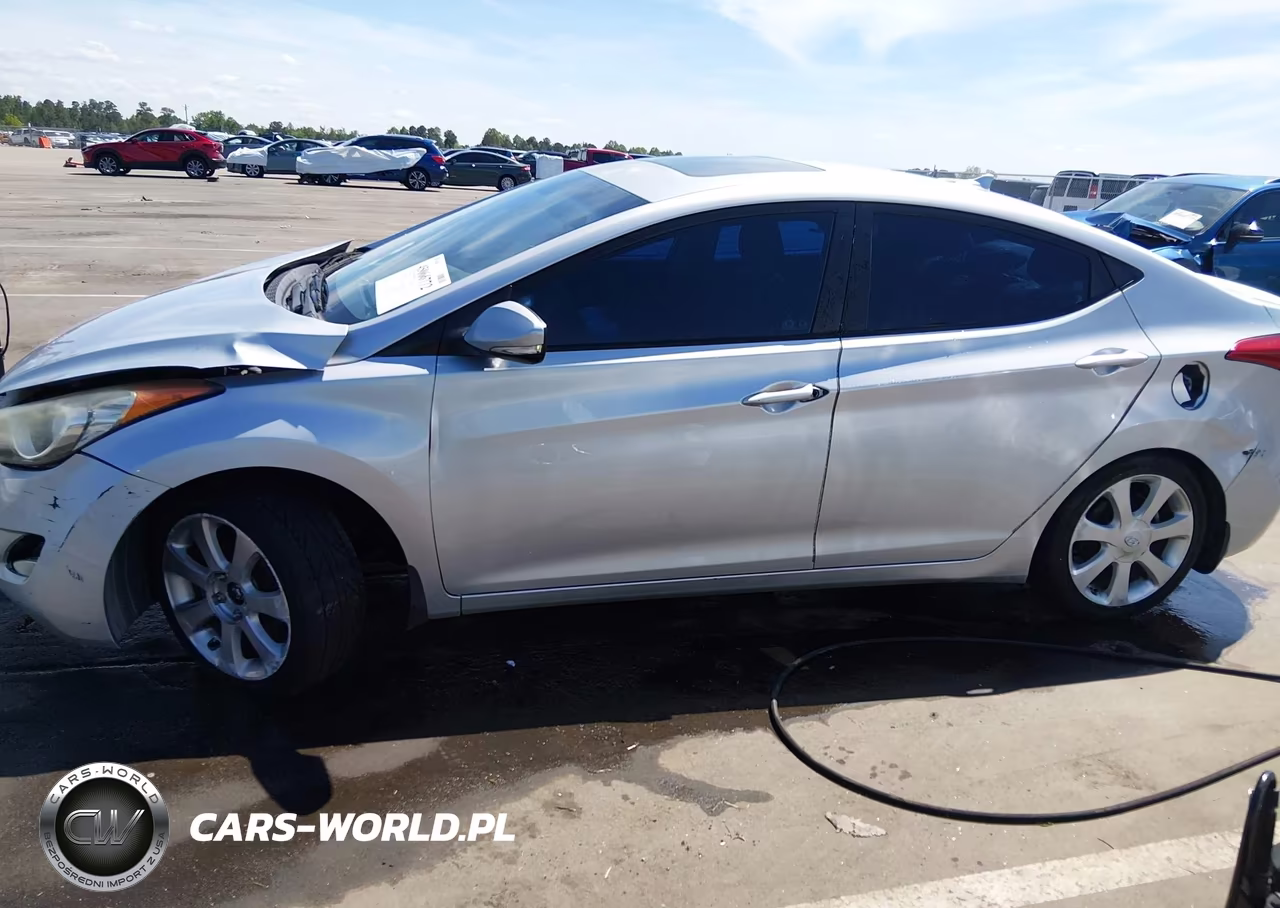 2013 Hyundai Elantra Limited VIN:5NPDH4AE3DH231950 - 13