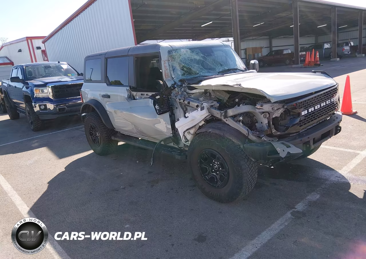 2023 Ford Bronco Wildtrak – zdjęcie 1 z 17