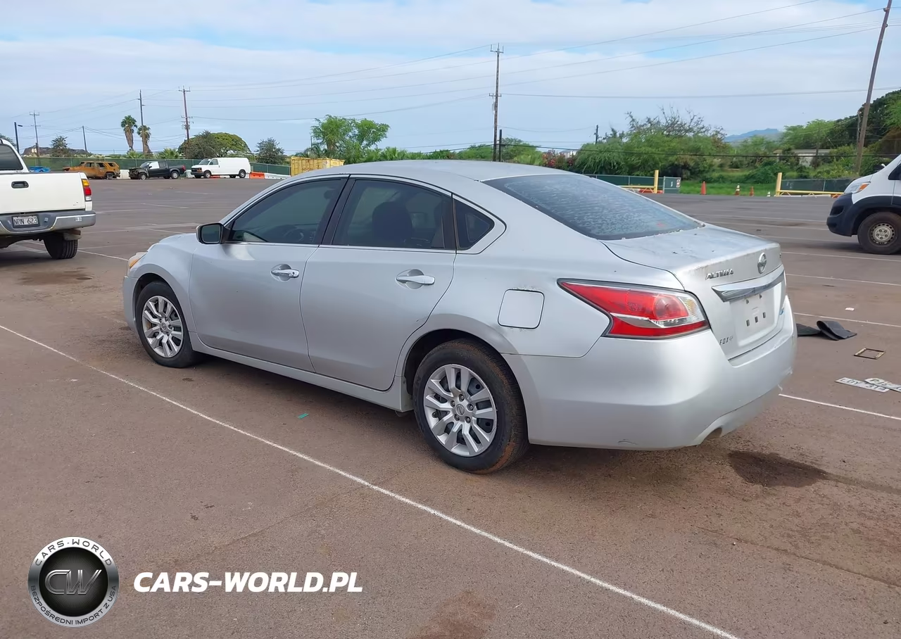 2014 Nissan Altima 2.5 S VIN:1N4AL3AP4EN244775 - 3