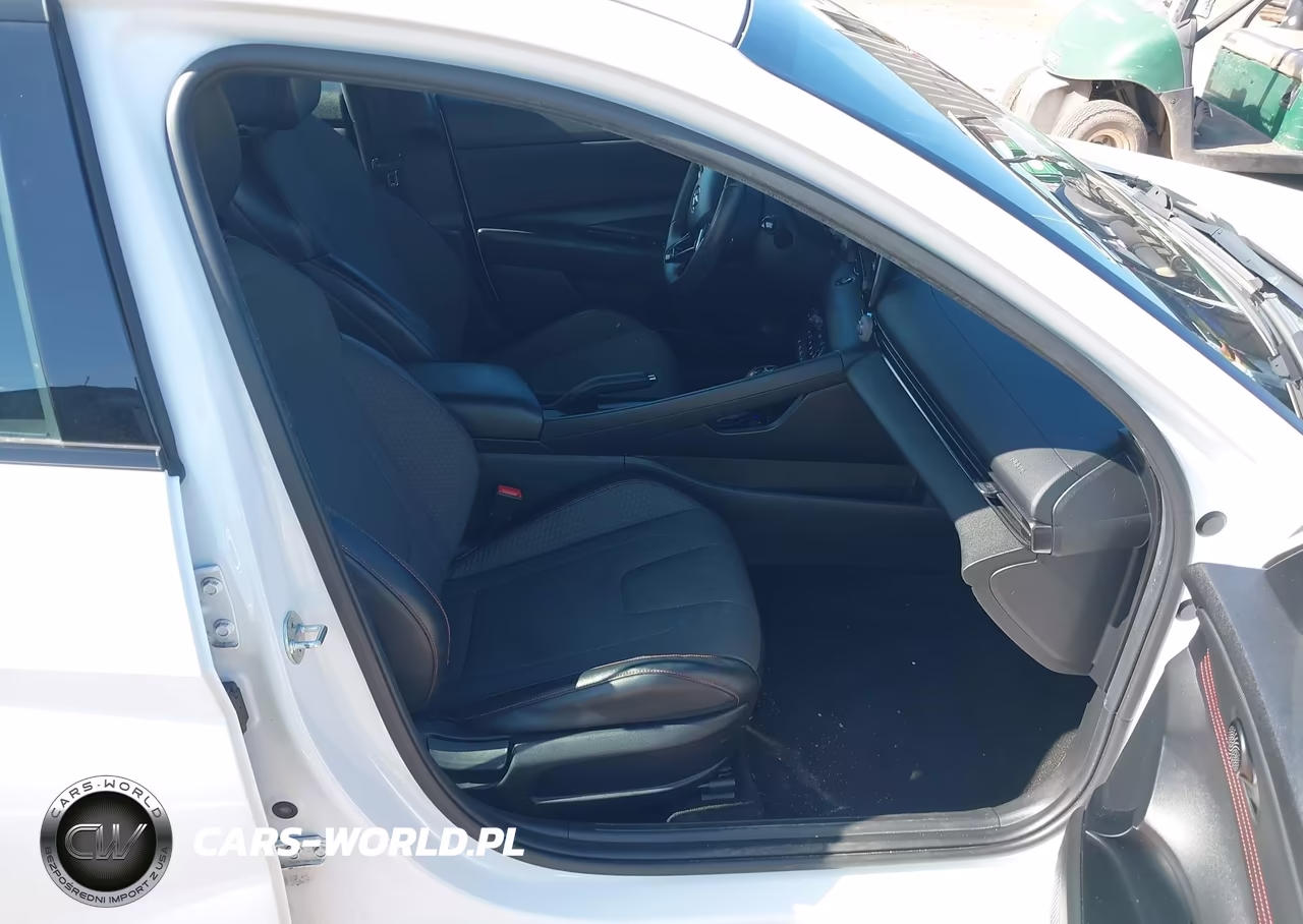 2021 Hyundai Elantra N Line VIN:KMHLR4AF4MU197407 - 5