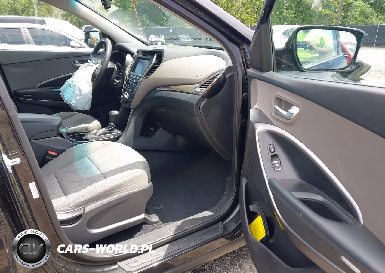 2017 Hyundai Santa Fe Sport 2.4L VIN:5XYZU3LB4HG399124 - 5