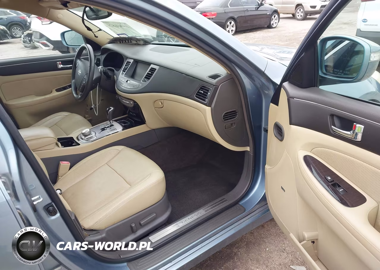 2011 Hyundai Genesis 3.8 VIN:KMHGC4DEXBU127686 - 5