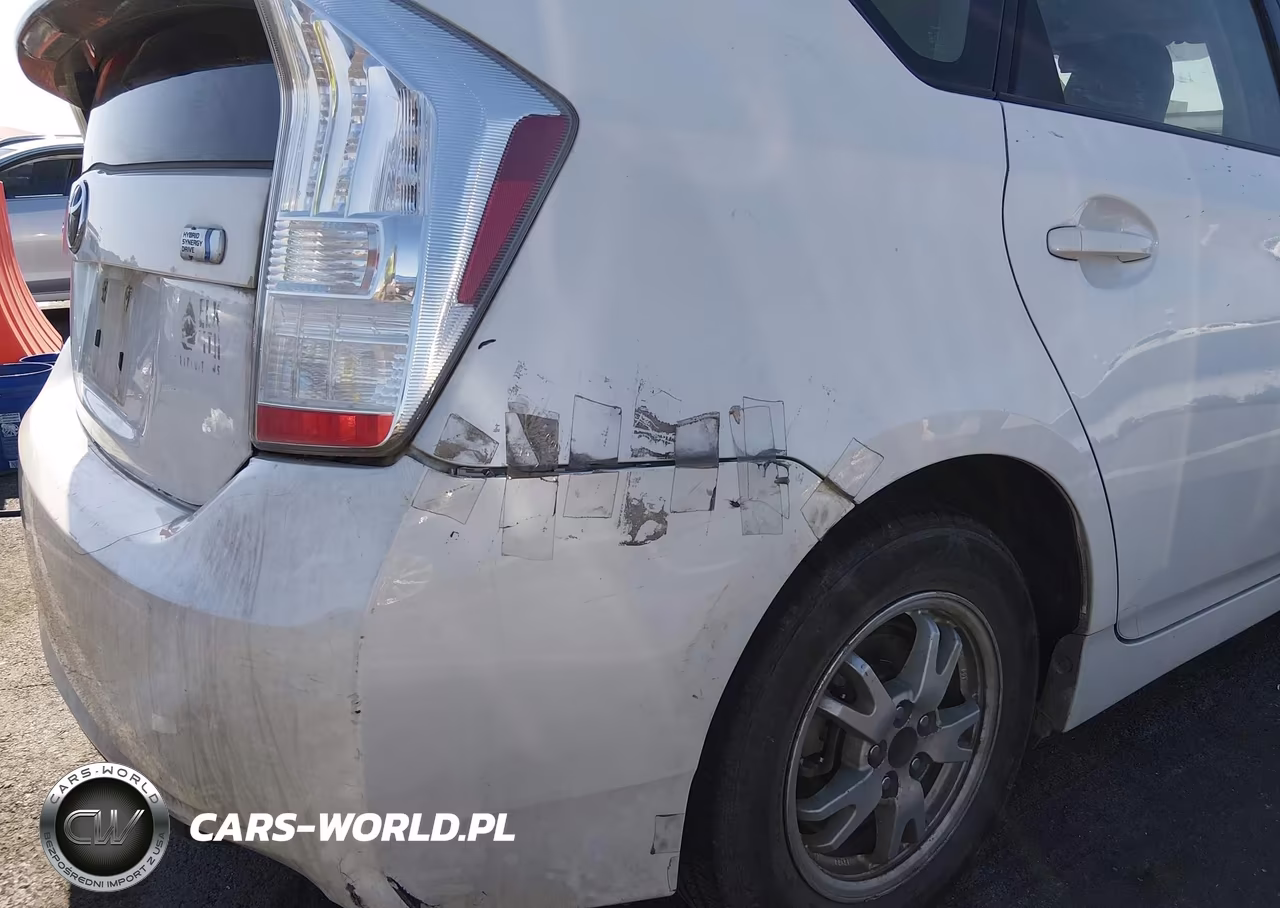 2010 Toyota Prius Iv VIN:JTDKN3DUXA0110774 - 12