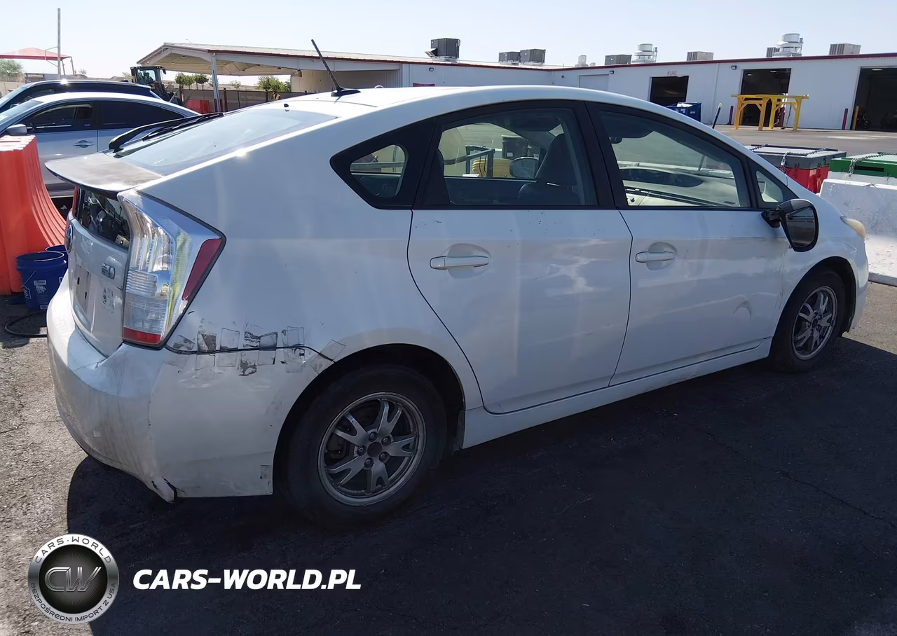 2010 Toyota Prius Iv VIN:JTDKN3DUXA0110774 - 4