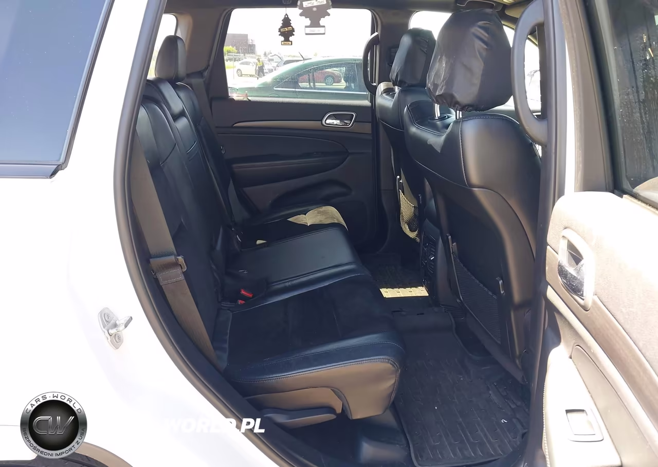 2017 Jeep Grand Cherokee Altitude 4X4 VIN:1C4RJFAG4HC794496 - 8