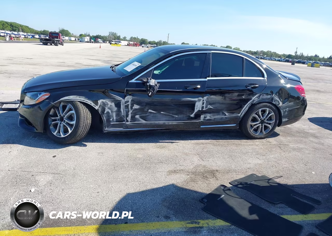 2016 Mercedes-Benz C 300 VIN:55SWF4JB5GU115347 - 6
