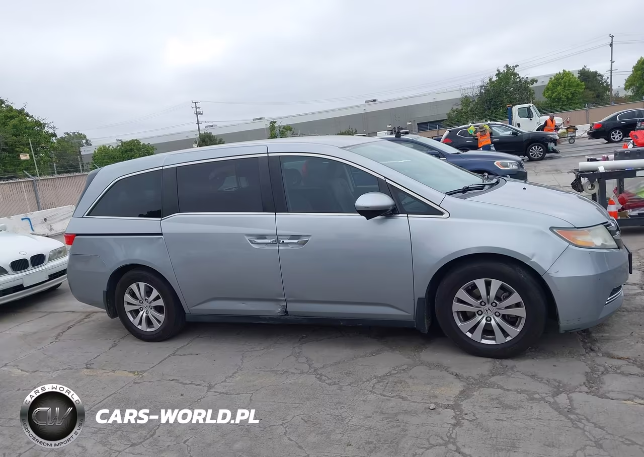 2016 Honda Odyssey Se VIN:5FNRL5H36GB089708 - 13