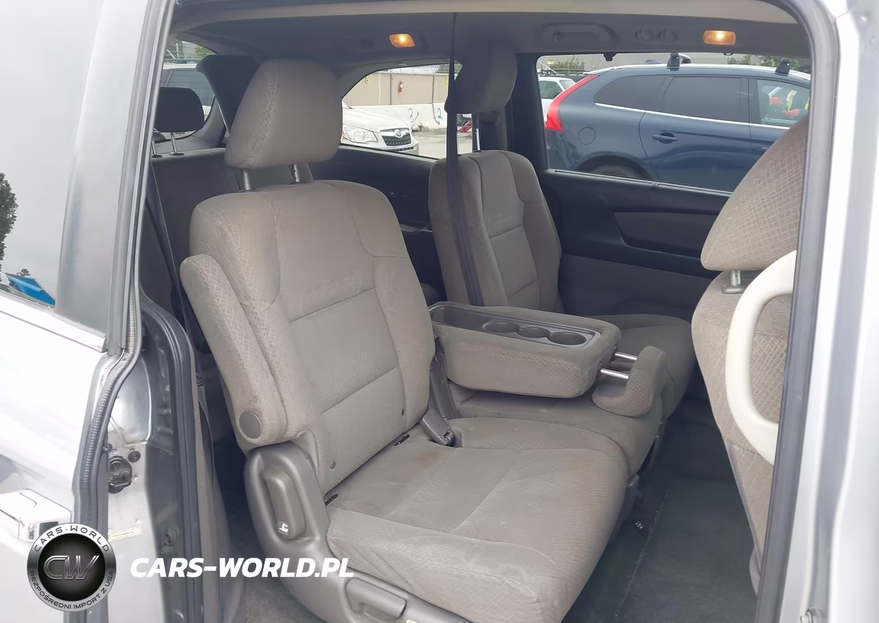 2016 Honda Odyssey Se VIN:5FNRL5H36GB089708 - 8